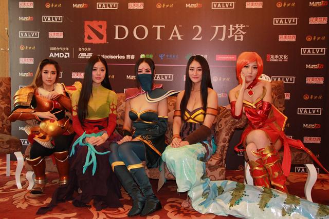 DOTA女子战队挑战传统，女性力量闪耀赛场